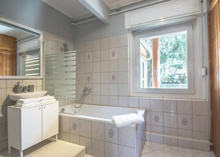 101 Agard,toeroek Balint Utca 101 Tatil Evi *