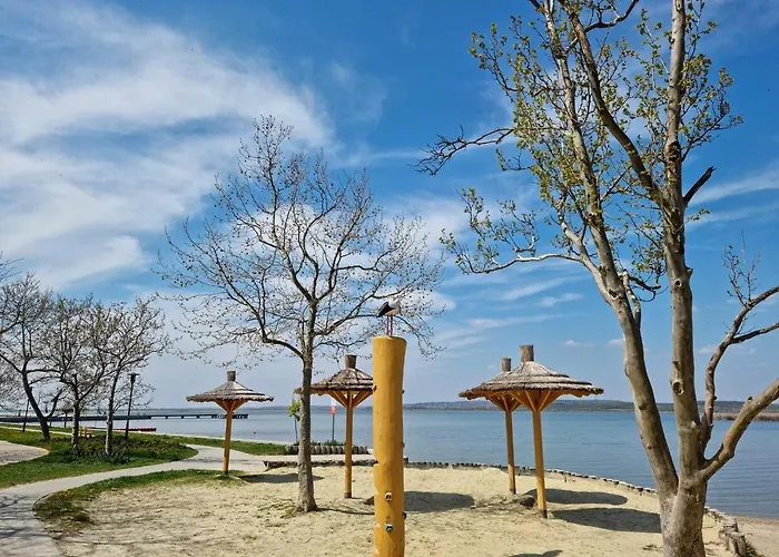 101 Agard,toeroek Balint Utca 101 Tatil Evi